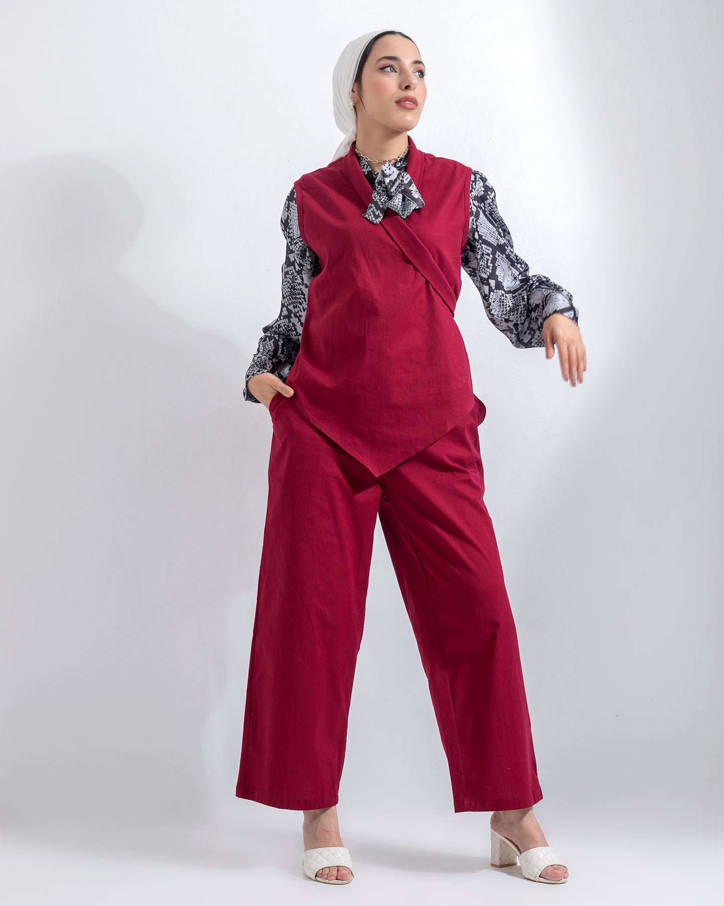 Light  Breeze Linen AURA's burgundy set