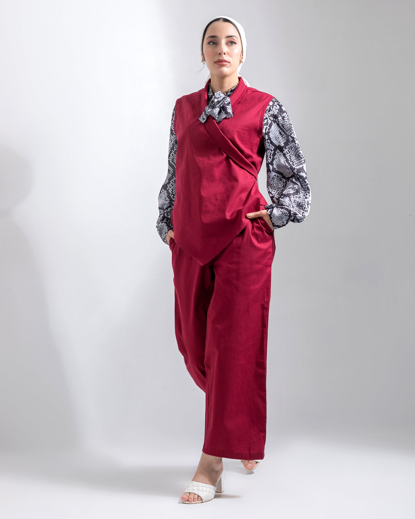 Light  Breeze Linen AURA's burgundy set
