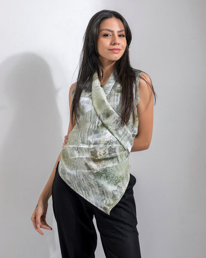 Luminous wrapped vest