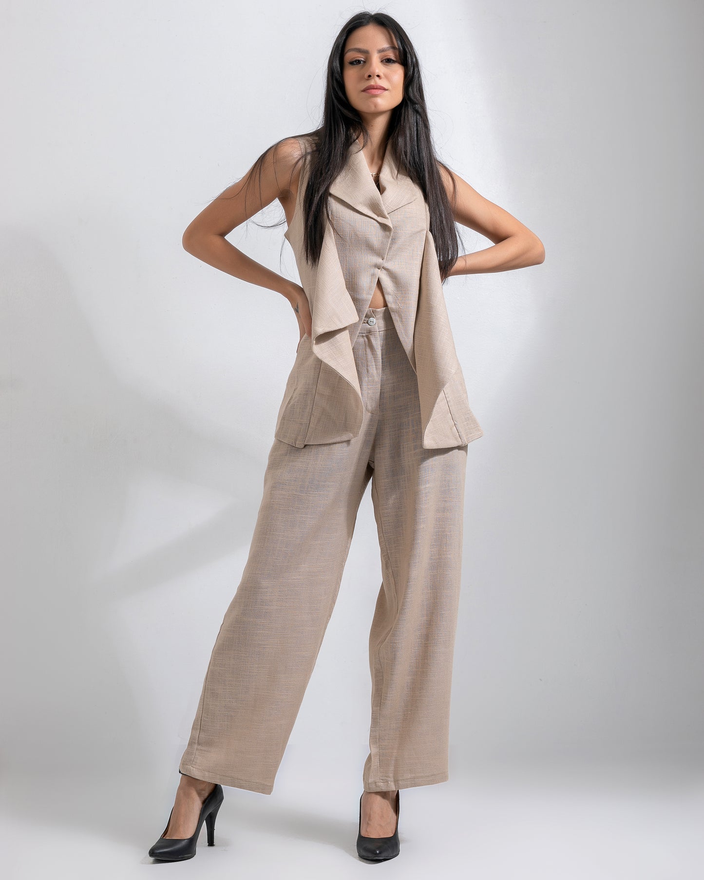 Linen Glow AURA's beig set