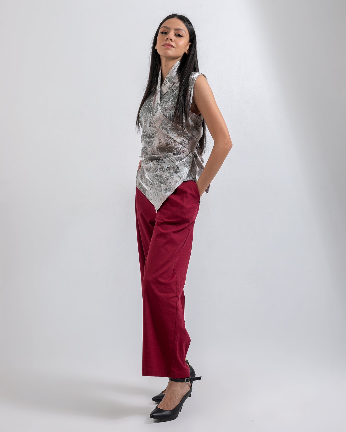 Luminous wrapped vest
